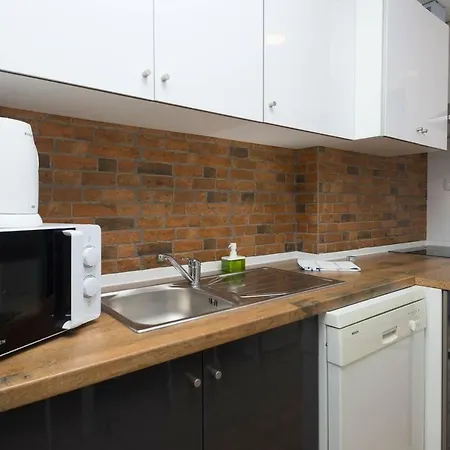 Five Spacious Bedroom In Alameda 아파트 *